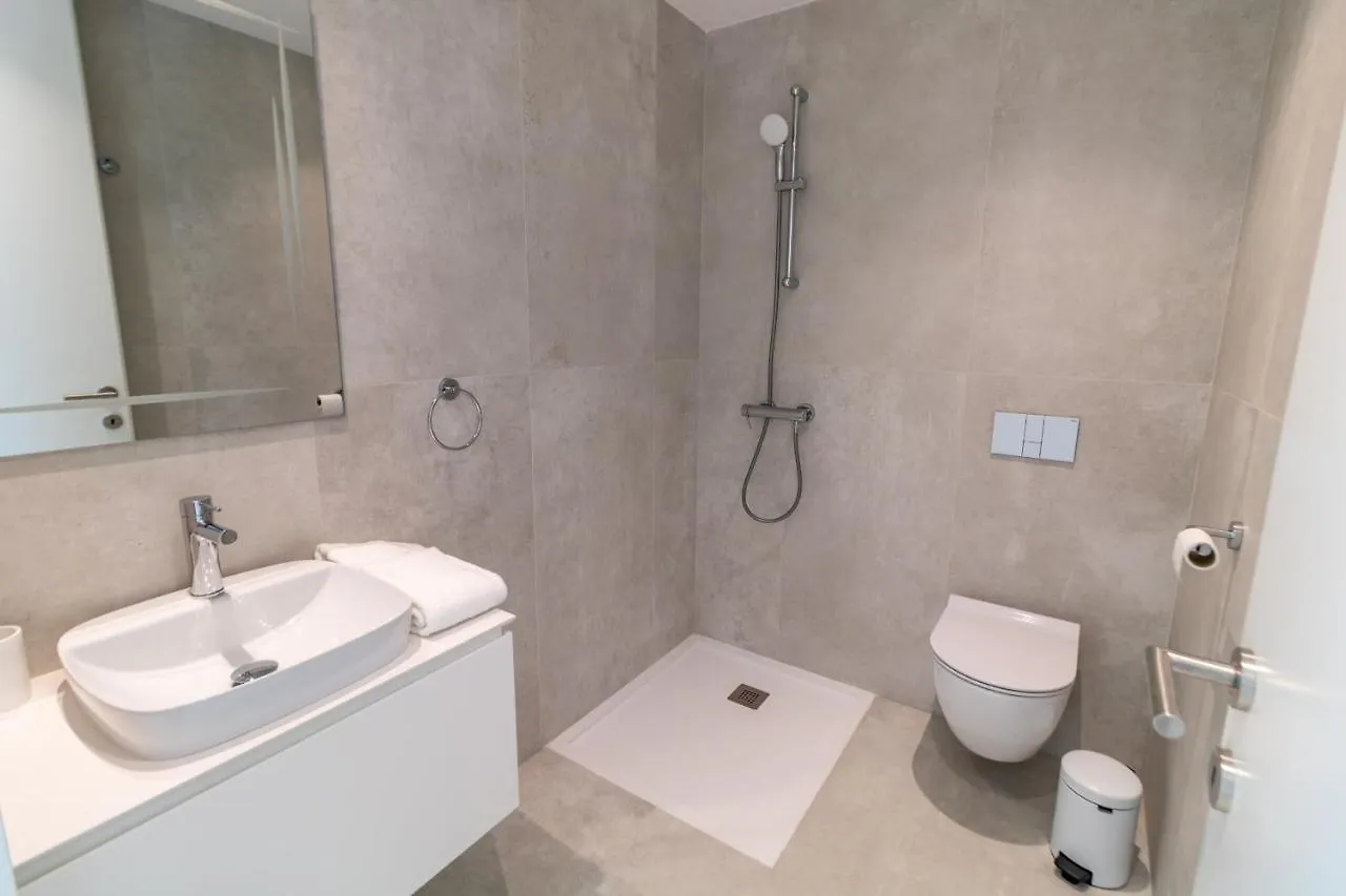 Lagos Deluxe 2 With Pool By Homing