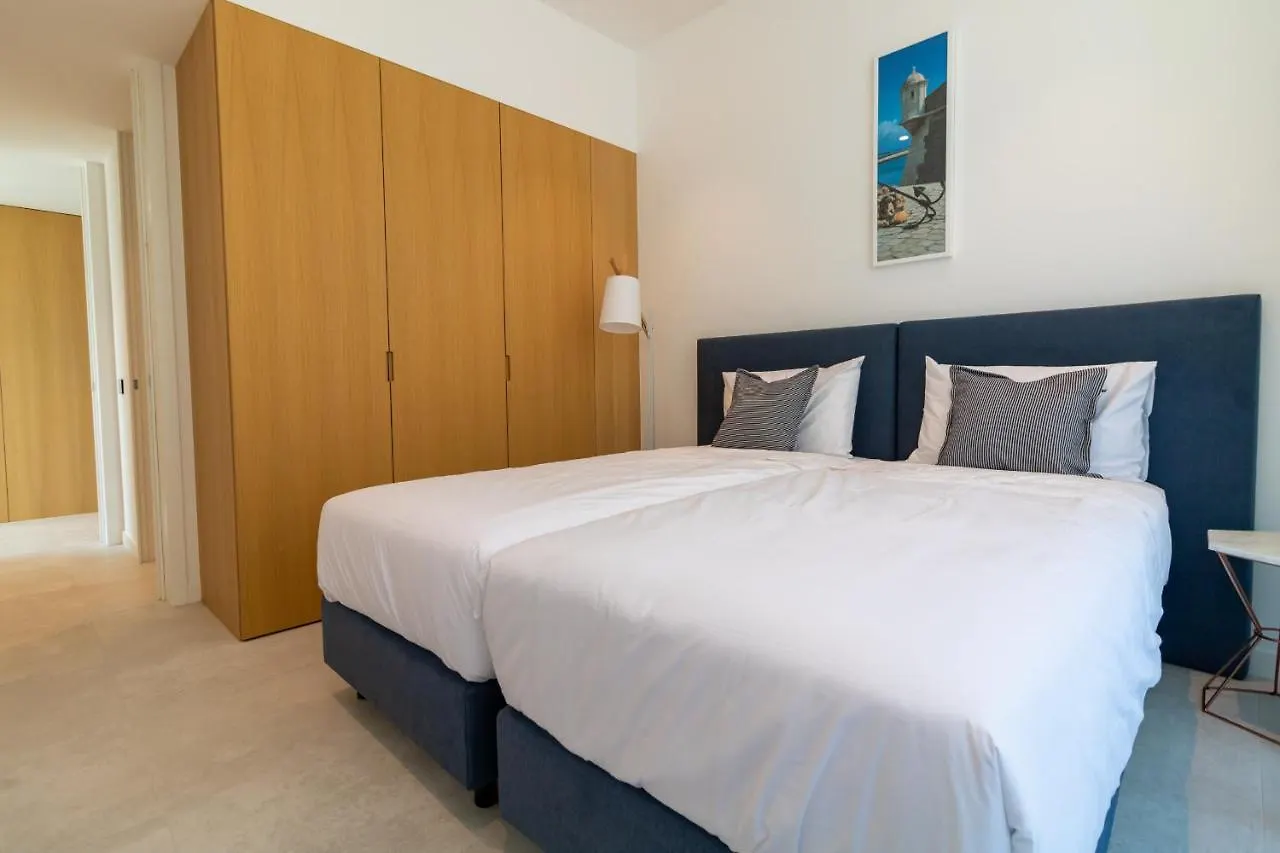 Apartment Lagos Deluxe 2 With Pool By Homing